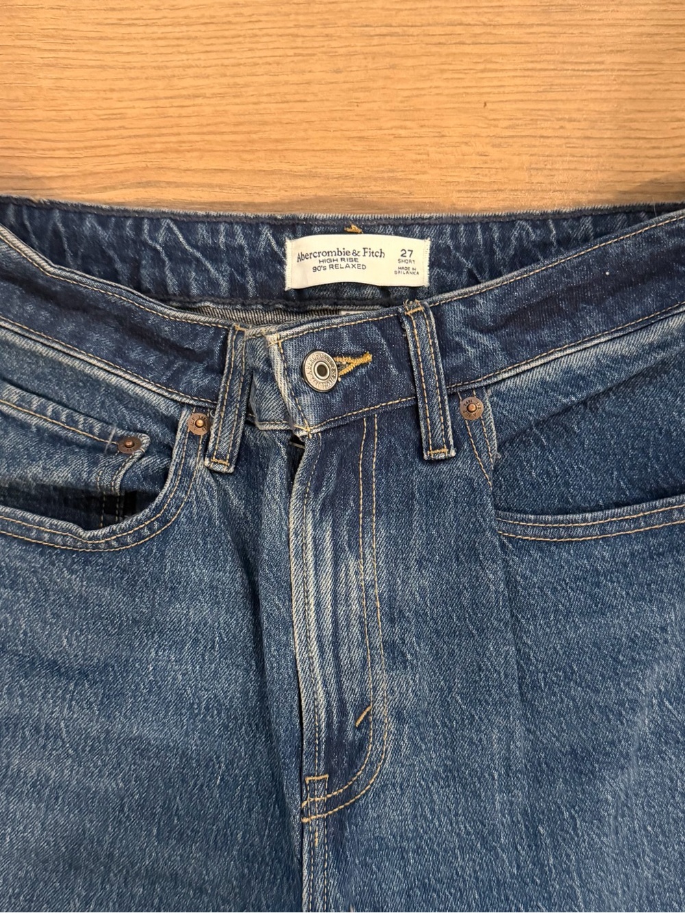 Abercrombie & Fitch 90s Relaxed Jean Curve Love